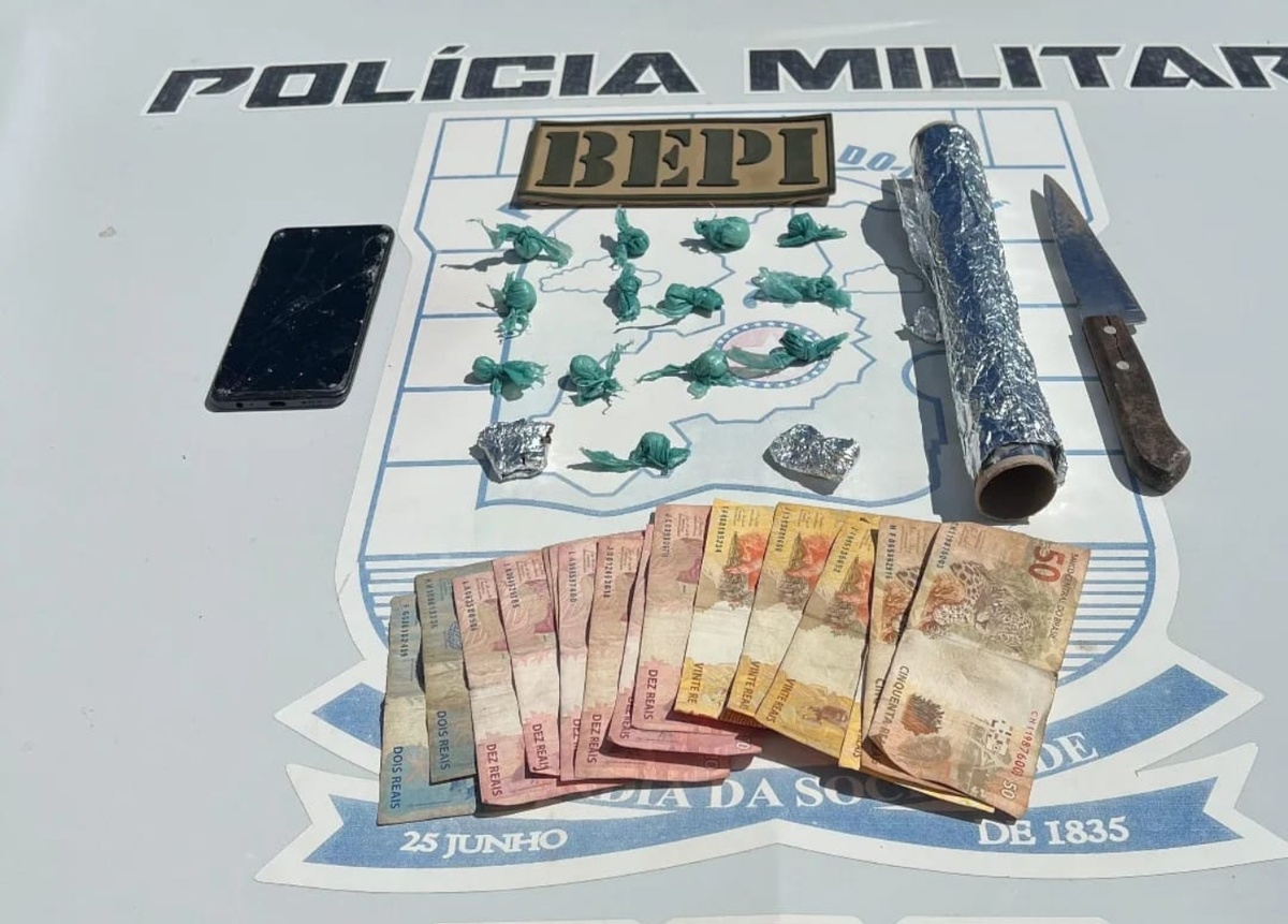 Jovem é preso com cocaína, maconha e materiais para venda em Monsenhor Hipólito