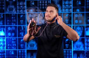 Justiça mantém prisão de estudante de enfermagem flagrado com tabletes de cocaína avaliados em R$ 3,5 mi no Piauí (Foto: Reprodução) Justiça mantém prisão de estudante de enfermagem flagrado com tabletes de cocaína avaliados em R$ 3,5 mi no Piauí (Foto: Reprodução)