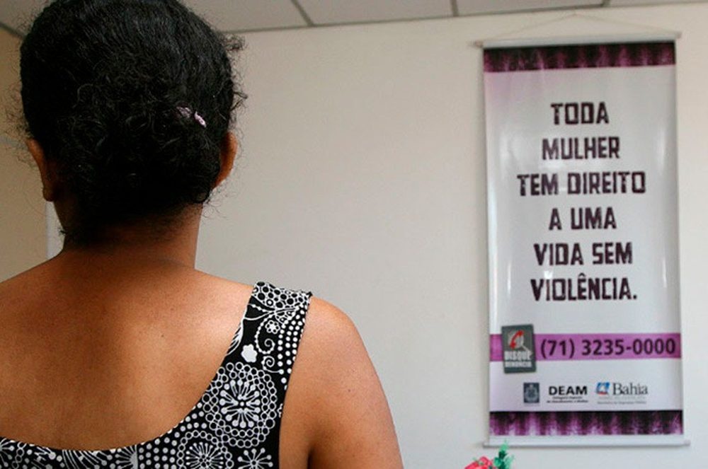 Lei põe fim à atenuante de idade para crimes sexuais contra mulheres