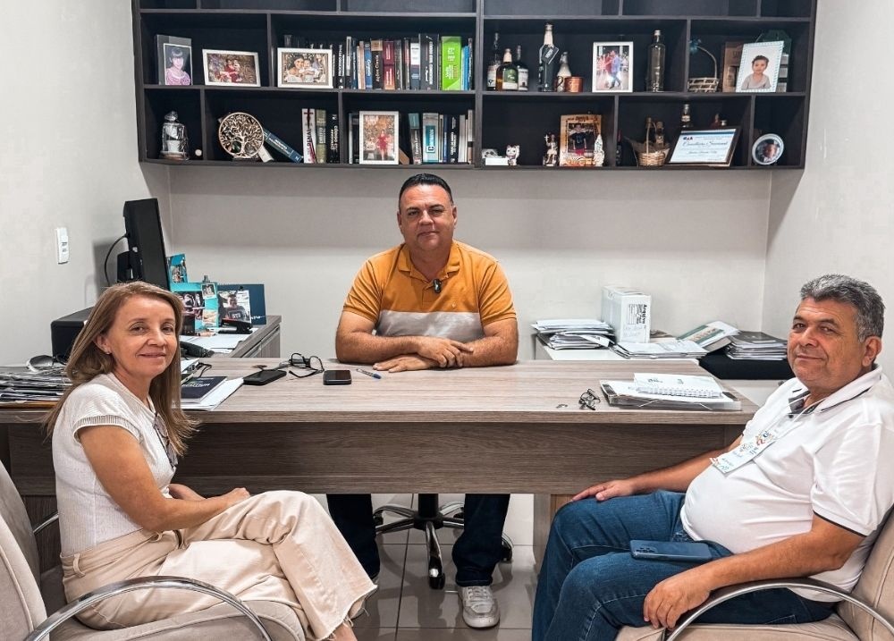 Prefeito Rogério Castro anuncia ampliação dos serviços de saúde no município