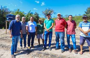 Programa Piauí + Ater leva tecnologia de irrigação a produtores rurais de Altos (Foto: Tavynho Neto) Programa Piauí + Ater leva tecnologia de irrigação a produtores rurais de Altos (Foto: Tavynho Neto)