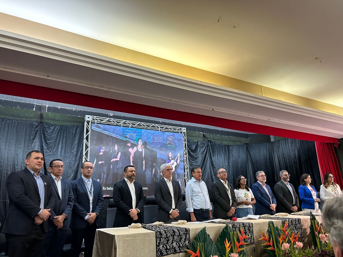 Projeto 'Semeando Oportunidades' certifica alunos em solenidade no IFPI