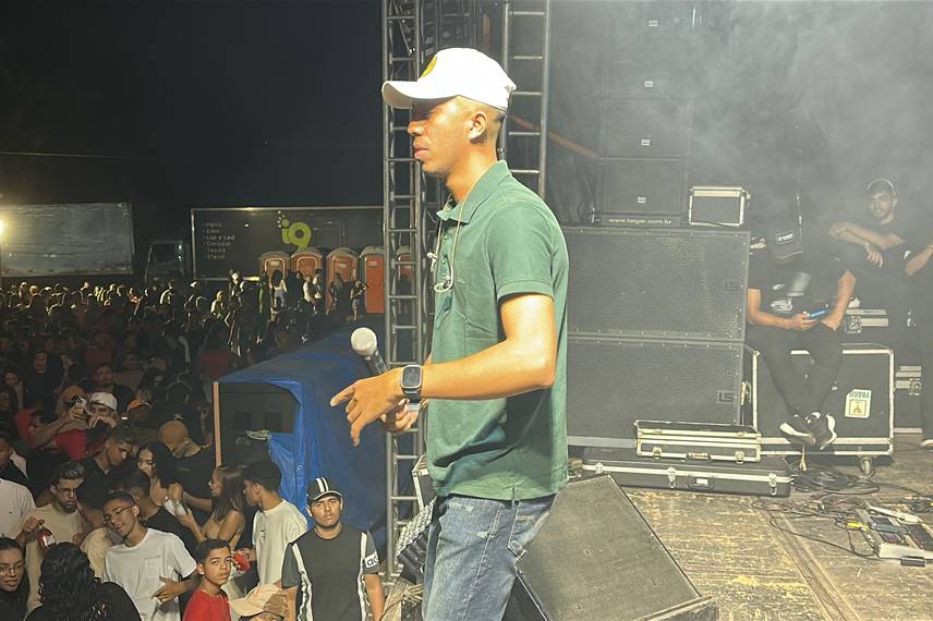 Shows movimentam a terceira edição do Festival Melão e Mel em Canto do Buriti Shows movimentam a terceira edição do Festival Melão e Mel em Canto do Buriti