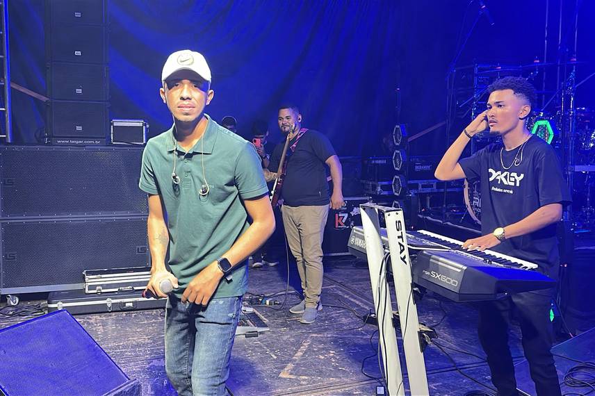 Shows movimentam a terceira edição do Festival Melão e Mel em Canto do Buriti Shows movimentam a terceira edição do Festival Melão e Mel em Canto do Buriti