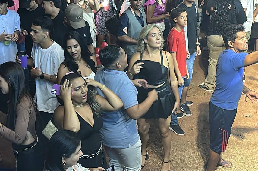 Shows movimentam a terceira edição do Festival Melão e Mel em Canto do Buriti Shows movimentam a terceira edição do Festival Melão e Mel em Canto do Buriti
