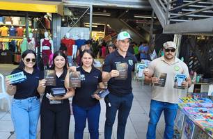 SSP realiza ação educativa contra comércio ilegal de joias no Centro de Teresina (Foto: Conecta Piauí) SSP realiza ação educativa contra comércio ilegal de joias no Centro de Teresina (Foto: Conecta Piauí)