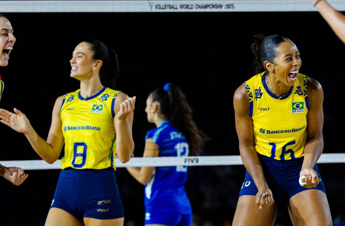Brasil estreia com vitória no Mundial de Vôlei e lidera Grupo C