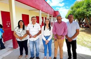 Caraúbas do Piauí entrega reforma e ampliação de Escola Municipal (Foto: Reprodução) Caraúbas do Piauí entrega reforma e ampliação de Escola Municipal (Foto: Reprodução)