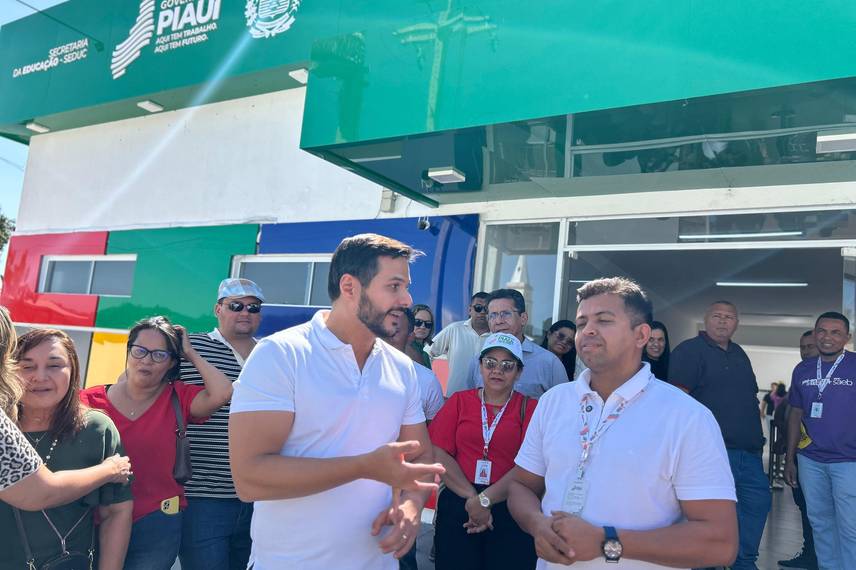 Fonteles cumpre agenda em Uruçuí com entregas e plenária do Diálogos pelo Piauí Fonteles cumpre agenda em Uruçuí com entregas e plenária do Diálogos pelo Piauí