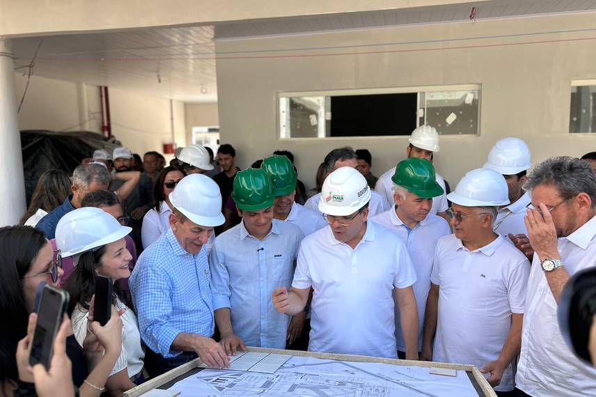 Fonteles cumpre agenda em Uruçuí com entregas e plenária do Diálogos pelo Piauí Fonteles cumpre agenda em Uruçuí com entregas e plenária do Diálogos pelo Piauí