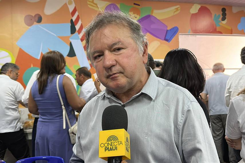Governador entrega escola de tempo integral e visita obras em São Raimundo Nonato Governador entrega escola de tempo integral e visita obras em São Raimundo Nonato