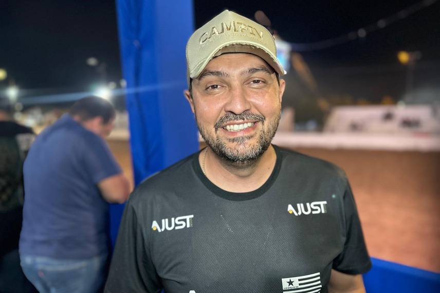 Júnior Macêdo, do Imepi, prestigia 1ª etapa do Campeonato Piauiense de Vaquejada Júnior Macêdo, do Imepi, prestigia 1ª etapa do Campeonato Piauiense de Vaquejada