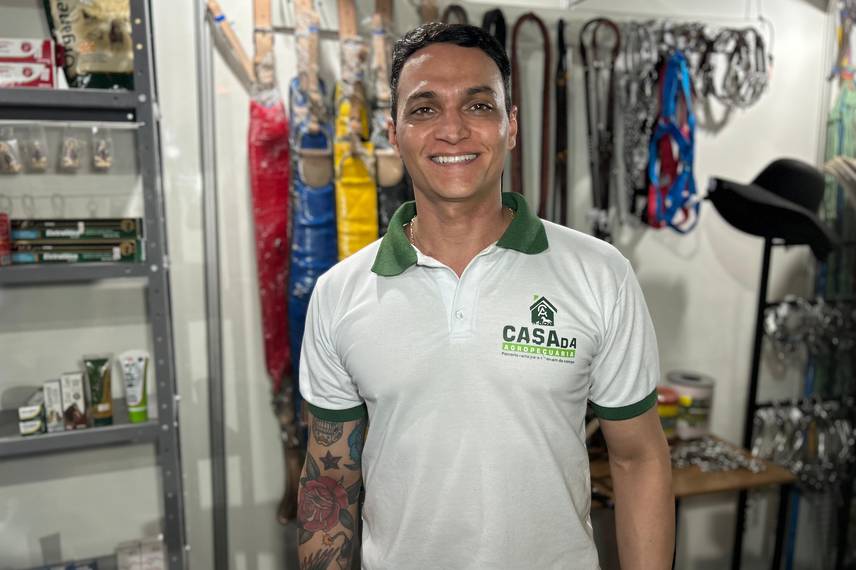 Júnior Macêdo, do Imepi, prestigia 1ª etapa do Campeonato Piauiense de Vaquejada Júnior Macêdo, do Imepi, prestigia 1ª etapa do Campeonato Piauiense de Vaquejada