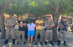 Mulher é morta a facadas após briga de bar em Caracol; suspeita foi presa na Bahia (Foto: Divulgação/Polícia Civil) Mulher é morta a facadas após briga de bar em Caracol; suspeita foi presa na Bahia (Foto: Divulgação/Polícia Civil)