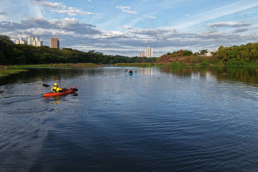 Passeio de caiaque no rio Poty une aventura, lazer e consciência ambiental Passeio de caiaque no rio Poty une aventura, lazer e consciência ambiental
