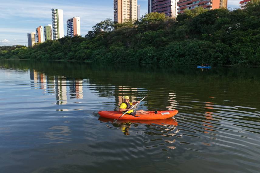 Passeio de caiaque no rio Poty une aventura, lazer e consciência ambiental Passeio de caiaque no rio Poty une aventura, lazer e consciência ambiental