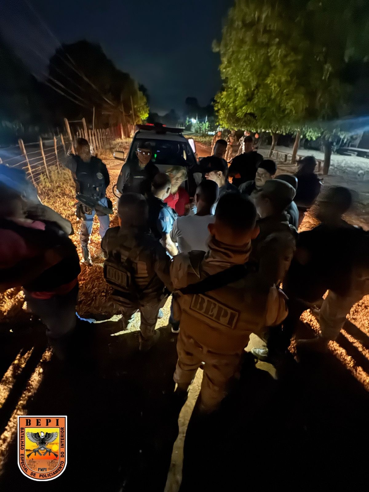 PM do Piauí auxilia na prisão de três envolvidos com tráfico de drogas em Caxias