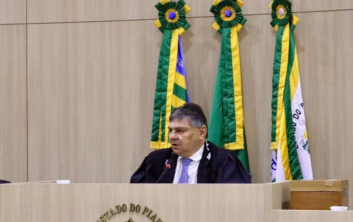 Presidente do TCE, Kennedy Barros.