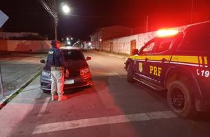PRF recupera carro alugado com registro de apropriação indébita em Amarante (Foto: Reprodução/PRF)