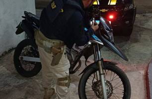 PRF recupera três veículos furtados e adulterados em menos de 24h no Piauí (Foto: Reprodução) PRF recupera três veículos furtados e adulterados em menos de 24h no Piauí (Foto: Reprodução)