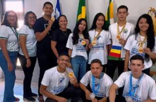Alunos de Cocal de Telha conquistam medalhas na Olimpíada de Foguetes (Foto: Reprodução) Alunos de Cocal de Telha conquistam medalhas na Olimpíada de Foguetes (Foto: Reprodução)