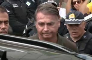 Bolsonaro passará a noite no hospital após passar mal (Foto: TV Band) Bolsonaro passará a noite no hospital após passar mal (Foto: TV Band)
