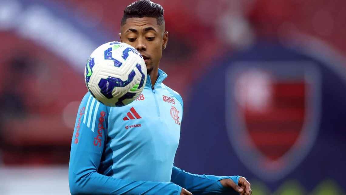 Bruno Henrique antes de jogo pelo Brasileirão