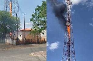 Incêndio atinge torre de telefonia no centro de Guadalupe (Foto: Reprodução/Instagram) Incêndio atinge torre de telefonia no centro de Guadalupe (Foto: Reprodução/Instagram)