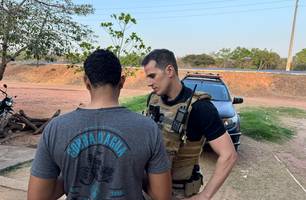 Jovem de Demerval Lobão recebe medida cautelar após praticar 'grau' em via pública (Foto: Reprodução) Jovem de Demerval Lobão recebe medida cautelar após praticar 'grau' em via pública (Foto: Reprodução)