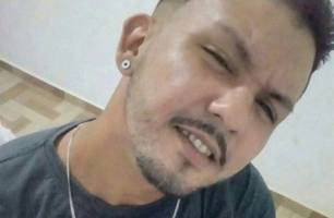 Jovem é morto a facadas durante bebedeira em Piracuruca; suspeito foi preso (Foto: Reprodução) Jovem é morto a facadas durante bebedeira em Piracuruca; suspeito foi preso (Foto: Reprodução)