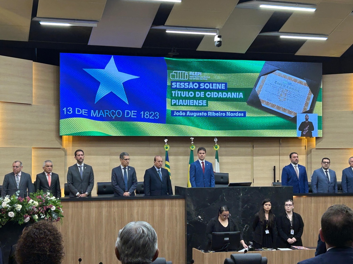 Ministro do TCU recebe Título de Cidadania Piauiense em sessão solene na Alepi