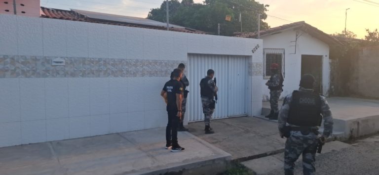 Operação cumpre mandados contra pessoas ligadas ao 'Golpe do Chico'