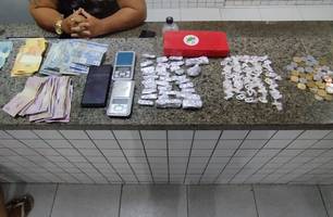 Polícia cumpre mandados de busca e apreensão no 'Cidade sem Deus', em Parnaíba (Foto: Divulgação/PMPI) Polícia cumpre mandados de busca e apreensão no 'Cidade sem Deus', em Parnaíba (Foto: Divulgação/PMPI)