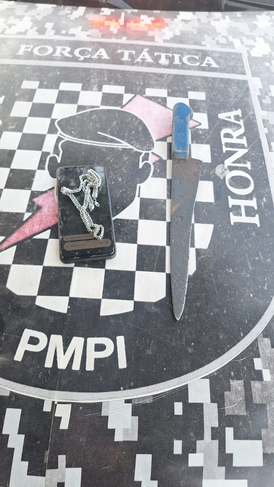 Polícia Militar prende suspeito de roubo com simulacro de arma em Esperantina