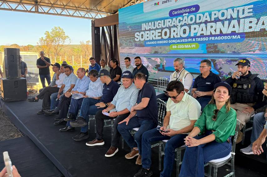 Ponte sobre o rio Parnaíba é inaugurada entre Piauí e Maranhão Ponte sobre o rio Parnaíba é inaugurada entre Piauí e Maranhão