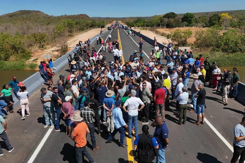 Ponte sobre o rio Parnaíba é inaugurada entre Piauí e Maranhão Ponte sobre o rio Parnaíba é inaugurada entre Piauí e Maranhão