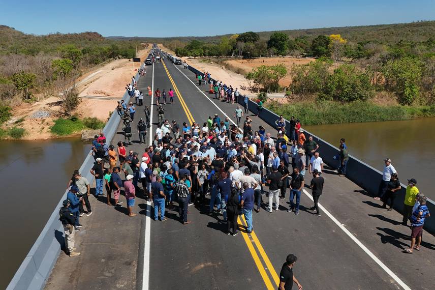 Ponte sobre o rio Parnaíba é inaugurada entre Piauí e Maranhão Ponte sobre o rio Parnaíba é inaugurada entre Piauí e Maranhão