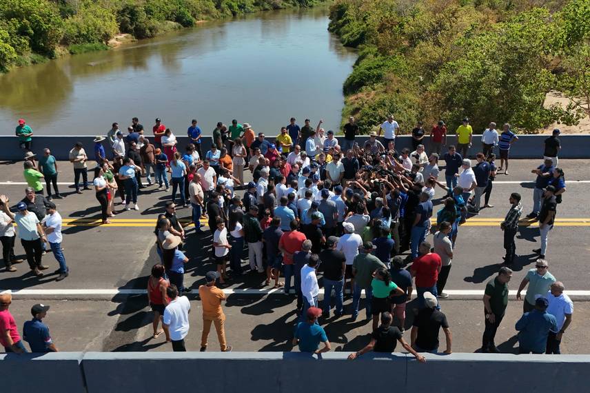 Ponte sobre o rio Parnaíba é inaugurada entre Piauí e Maranhão Ponte sobre o rio Parnaíba é inaugurada entre Piauí e Maranhão
