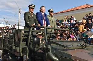 Prefeitura de Picos realiza Desfile da Independência com mais de 5.500 componentes (Foto: CCOM) Prefeitura de Picos realiza Desfile da Independência com mais de 5.500 componentes (Foto: CCOM)