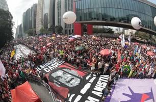 Protestos contra anistia a golpistas e PEC da Blindagem tomam o Brasil (Foto: Reprodução / Agência Brasil) Protestos contra anistia a golpistas e PEC da Blindagem tomam o Brasil (Foto: Reprodução / Agência Brasil)