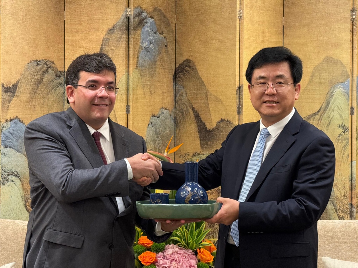 Rafael Fonteles fortalece relações internacionais em missão oficial à China