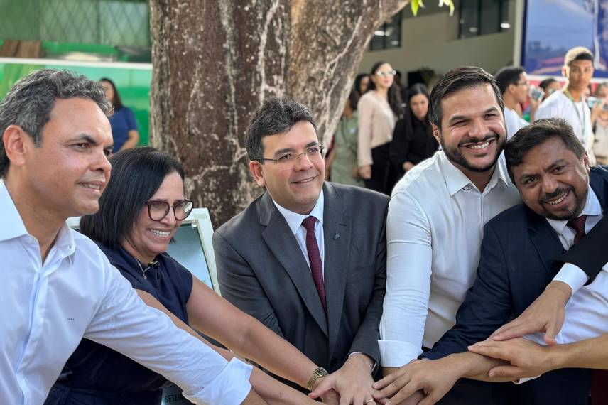 Rafael Fonteles inaugura obras de modernização da Educação na zona Sul de Teresina Rafael Fonteles inaugura obras de modernização da Educação na zona Sul de Teresina