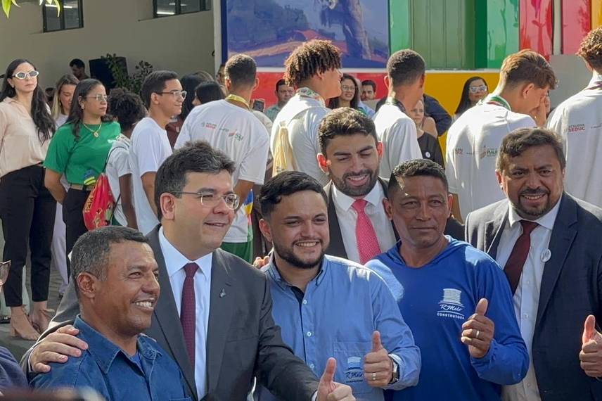 Rafael Fonteles inaugura obras de modernização da Educação na zona Sul de Teresina Rafael Fonteles inaugura obras de modernização da Educação na zona Sul de Teresina