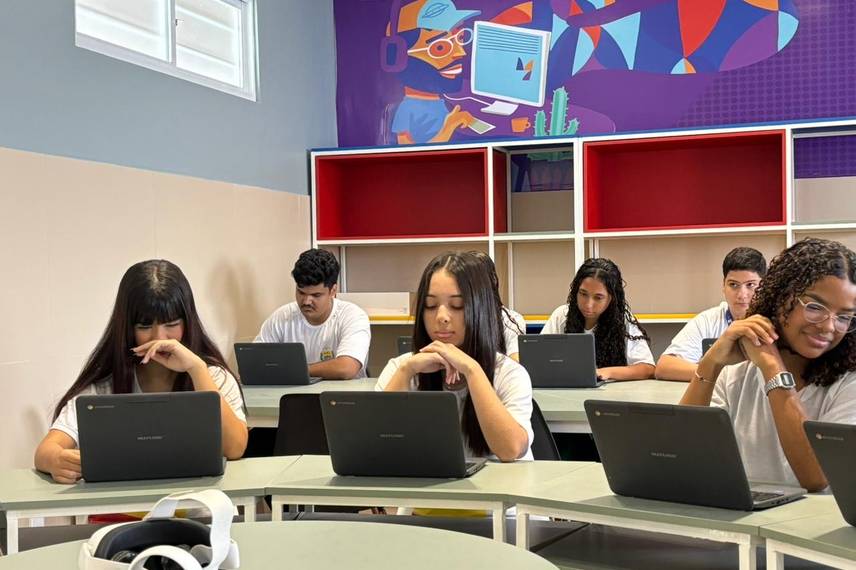 Rafael Fonteles inaugura obras de modernização da Educação na zona Sul de Teresina Rafael Fonteles inaugura obras de modernização da Educação na zona Sul de Teresina
