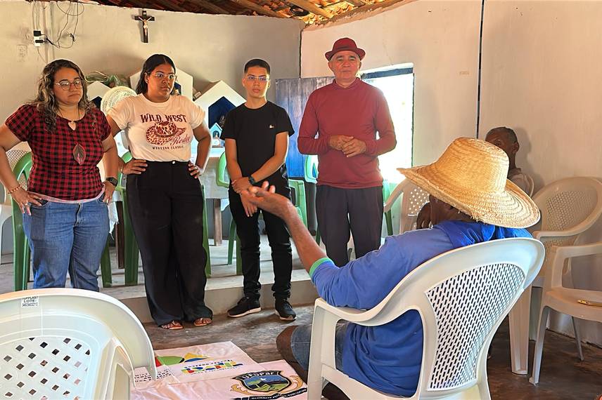 Trabalho, cultura e resistência: a vida na Comunidade Vereda de Anacleto Trabalho, cultura e resistência: a vida na Comunidade Vereda de Anacleto
